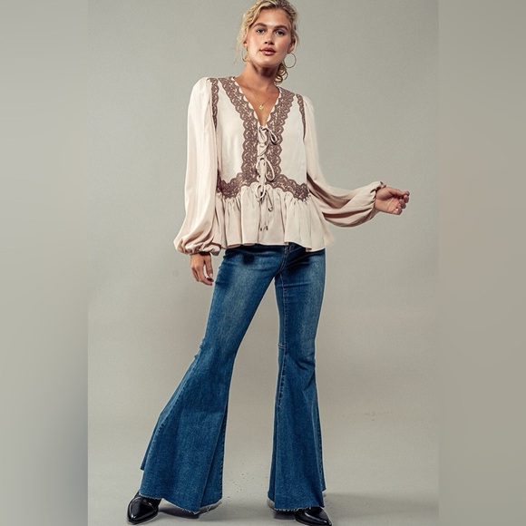 Boho Romantic Elegance Blouse - Picture 1 of 5